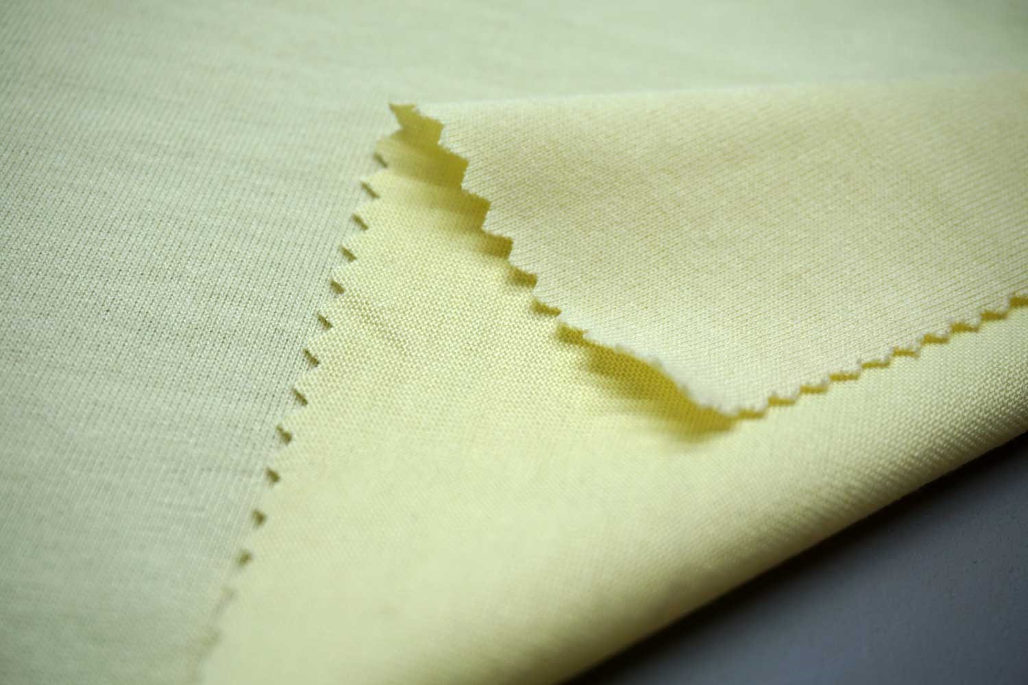 32支竹纤维棉混纺棉盖丝平纹吸湿排汗汗布